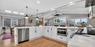 Spacious 5BR House in Longmont Gallery 7