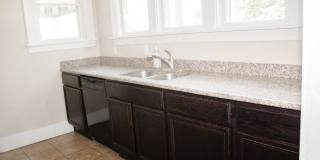 4 Bedroom, 2 Bath on Campus Gallery 5