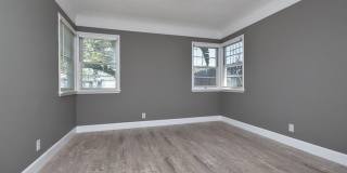 4423 Ethel Avenue Gallery 14