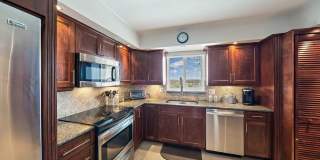 301 Lake Shore Drive Gallery 20