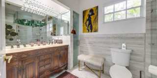 Spacious 3-Bedroom West Park Home with Private Pool Spacious 3-Bedroom West Park Home with Private Pool Gallery 14