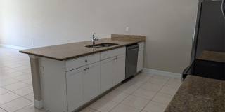 4407 SW 8th Court Gallery 4