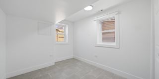 2954 N Elston Ave Gallery 12