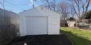 19479 Helen Street Gallery 11