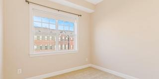 14873 CLOVERDALE Road Gallery 38