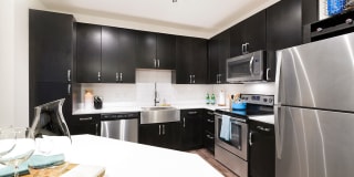 Groves South Lamar Apartments Gallery 7