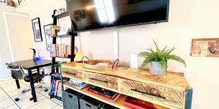 STYLISH SERENITY - 3 bed/2 bath Furnished Home with RV/Boat Parking Gallery 9