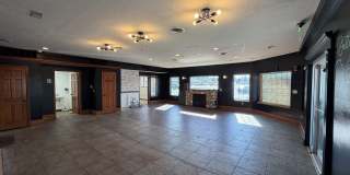 508 W Lincoln Avenue Gallery 11