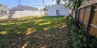 Remodeled Clintonville Cape Cod w/Private Yard & Garage! Gallery 14