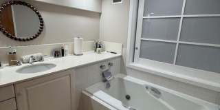 7 N COLUMBUS BOULEVARD Gallery 24