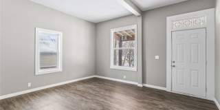 314 Grand Avenue Gallery 7