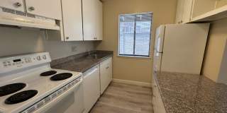 1 bedroom end unit with no upper or lower neighbors! Gallery 7