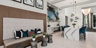 Everly on 401 Gallery 21