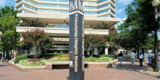 4515 WILLARD AVE #2008S Gallery 17