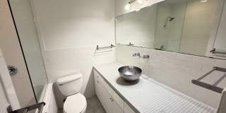 River Oaks Gallery 64