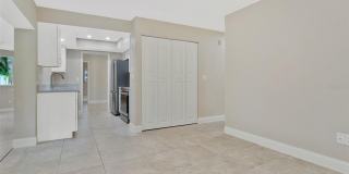2958 DUNDEE Drive Gallery 23