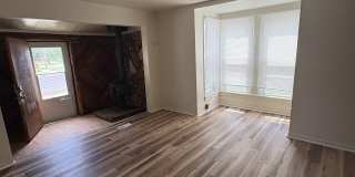 900 E. 19th St. Gallery 9