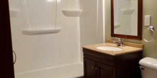546 1/2 Avenue E Gallery 4