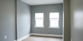 1615 N Spring St Gallery 7