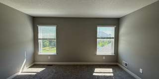 Comfort & Space Await in This Stunning 4BR Dayton Home Gallery 19