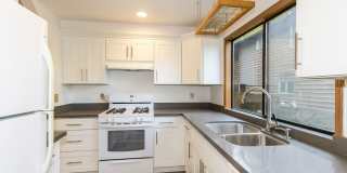 Maple Leaf 2-story 3 bed/2.5 bath with deck and garage available now for $3795! Gallery 7