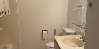 2 Bedroom 1.5 bath Townhome! Gallery 9