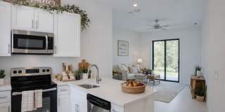 714 W 12th Street Gallery 8