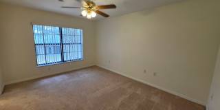 Spacious 4 Bdrm / 2 BA with 2 car garage Gallery 26