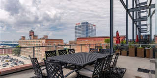 701 W Lakeside Avenue Gallery 21