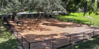 Eleven Oaks Gallery 28