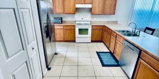 For Rent: Spacious 3 Bed / 2 Bath Single-Family Home in Bayside Lakes Gallery 7