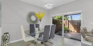 424 NE 4th Ave Gallery 38