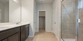 Gorgeous Newer Home with Country Feel in Lago Vista - Luxe life by the Lake Gallery 3