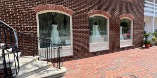 225 N WASHINGTON Street Gallery 31