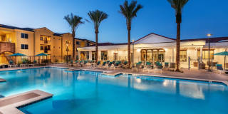 Marlowe Peoria Gallery 11