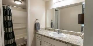 Harvard Square Apartments Gallery 26