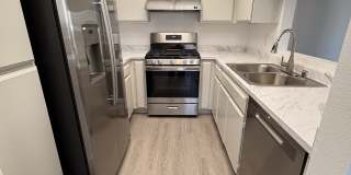 2079 Lakeridge Circle - 104 Gallery 2