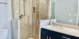 Breathtaking, 2-Bedroom, 2-Bath Condo Near Medical District Gallery 11