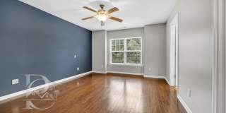 DOWNTOWN COLUMBIA'S CANAL PLACE Gallery 23