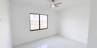 4402 NW 34th Terrace Gallery 8