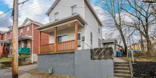 Stunning 2 bedroom home in Homestead available September 1! Gallery 5
