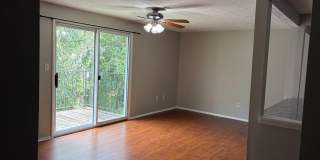 3503-M WEDGEWOOD Court Gallery 1