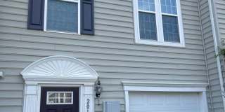 2012 Elm Tree Court Gallery 1
