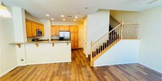1525 SPICED WINE Avenue Gallery 12