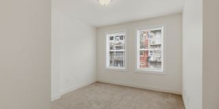 2546 West Baltimore Street Gallery 13