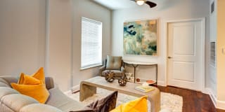 The James Apartments Gallery 4