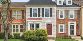 8483 LAUREL OAK Drive Gallery 1