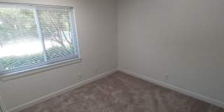 3918 La Mirada Dr N #7 Gallery 36