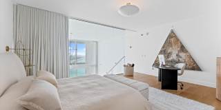 1040 Biscayne Boulevard Gallery 18