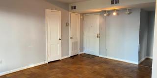 1300 N MEADE Street Gallery 2